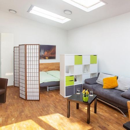 Apartment11 Wartburg Кёльн Экстерьер фото